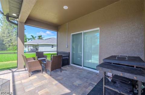 2902 NW 10th Ter, Cape Coral FL - photo 8 of 20