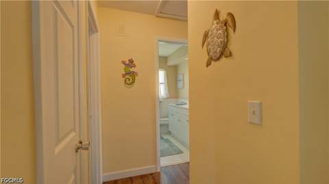 5249 Sunnybrook Ct, Cape Coral FL - photo 17 of 40