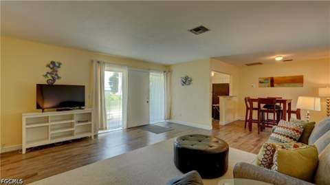 5249 Sunnybrook Ct, Cape Coral FL - photo 8 of 40