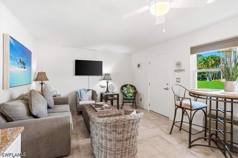 1 bedroom Condominium at 850 Palm St F2, Marco Inn Villas, Marco Island — photo 3