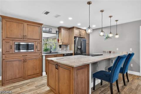 113 SE 41st St, Cape Coral FL - photo 9 of 41