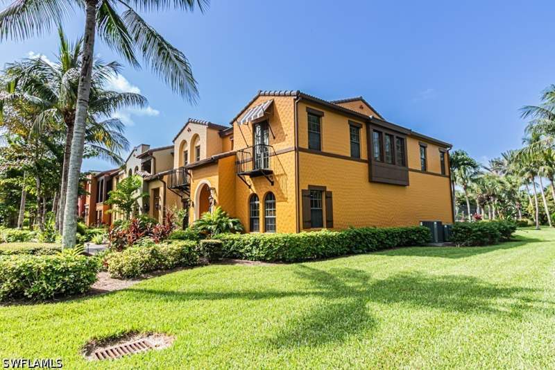 3 bedroom Townhouse at 9163 Delano St 10006, Ole, Naples — photo 2