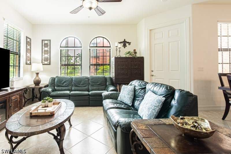 3 bedroom Townhouse at 9163 Delano St 10006, Ole, Naples — photo 3