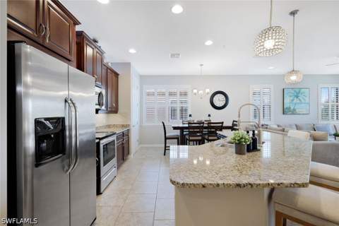 26201 Palace Ln 201, Bonita Springs FL - photo 10 of 41