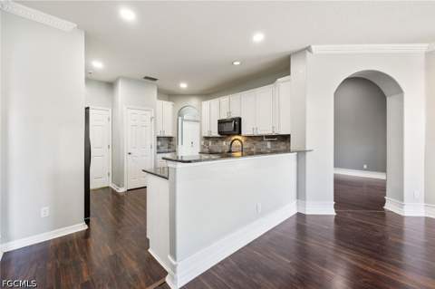 3940 Ruxton Rd, Naples FL - photo 6 of 51