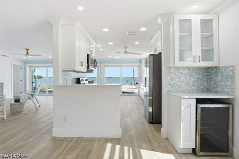 266 Curlew St, Fort Myers Beach FL - photo 13 of 50