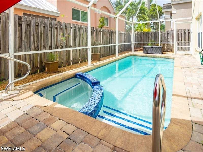 4 bedroom SingleFamilyResidence at 3570 Kent Dr, Bougainvillas, Naples — photo 2