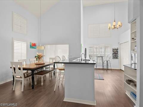 3570 Kent Dr, Naples FL - photo 6 of 38