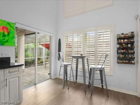 3570 Kent Dr, Naples FL - photo 8 of 38