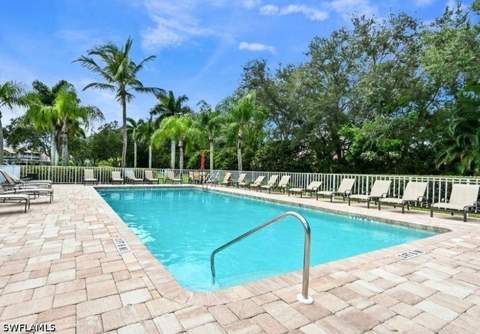 7360 Glenmoor Ln 4207, Naples FL - photo 21 of 23