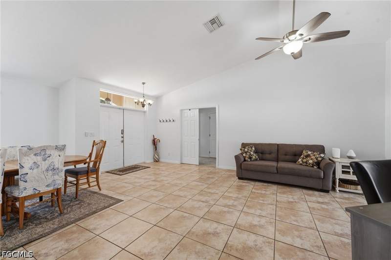 3 bedroom SingleFamilyResidence at 3418 Oasis Blvd, Cape Coral, Cape Coral — photo 5