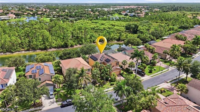 4 bedroom SingleFamilyResidence at 2513 Keystone Lake Dr, Coral Lakes, Cape Coral — photo 2