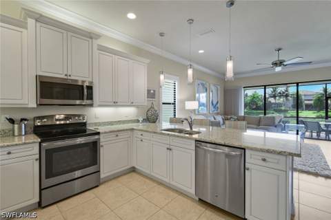 13556 Coronado Dr, Naples FL - photo 11 of 34