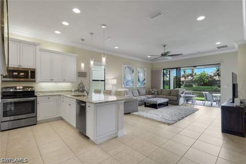 13556 Coronado Dr, Naples FL - photo 15 of 34