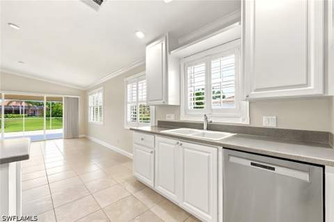 7704 Rozzini Ln, Naples FL - photo 16 of 50
