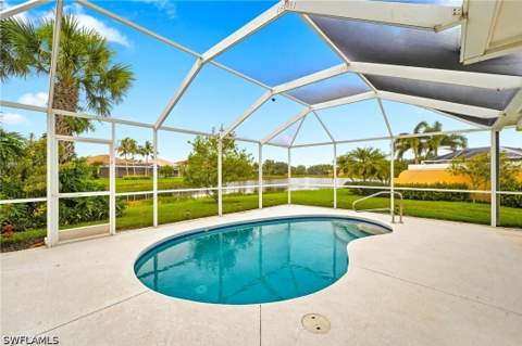 7704 Rozzini Ln, Naples FL - photo 6 of 50