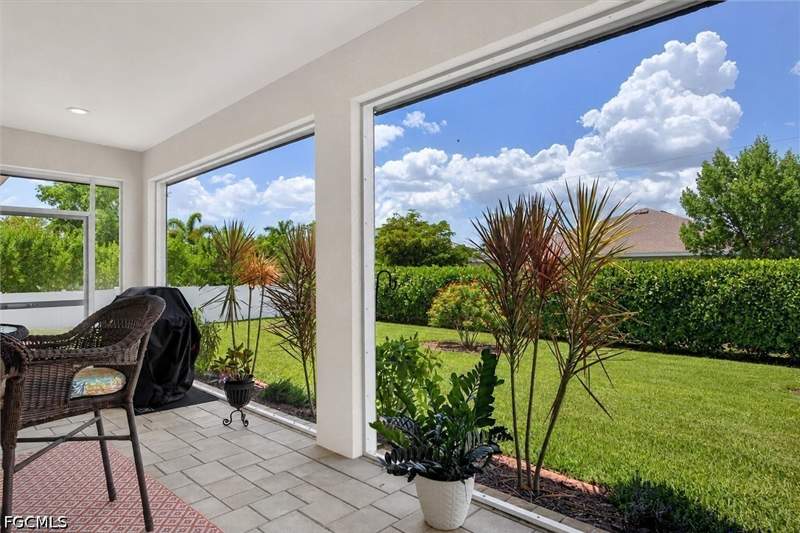 4 bedroom SingleFamilyResidence at 1605 SW 43rd St, Cape Coral, Cape Coral — photo 3