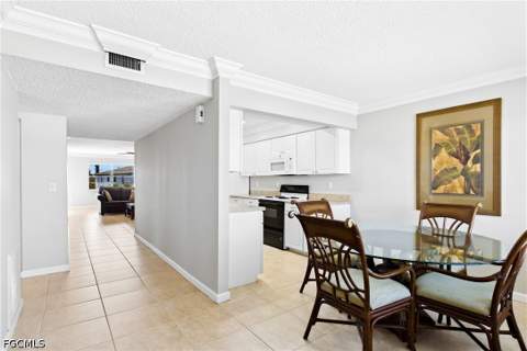 4711 SE 5th Ave 7, Cape Coral FL - photo 10 of 33