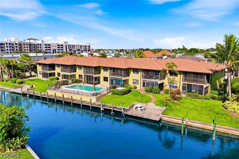 2 bedroom Condominium at 4711 SE 5th Ave 7, Heatherton Manor Condo, Cape Coral — photo 2
