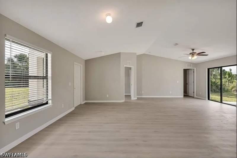 4 bedroom SingleFamilyResidence at 508 Cottonwood Ave S, Southeast Lehigh, Lehigh Acres — photo 3
