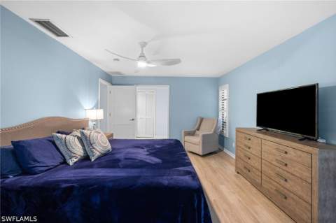 433 Golfview Dr, Naples FL - photo 15 of 49
