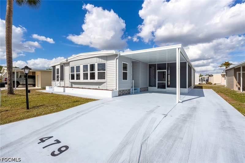 2 bedroom ManufacturedHome at 479 Nicklaus Blvd, Six Lakes Country Club, North Fort Myers — photo 1