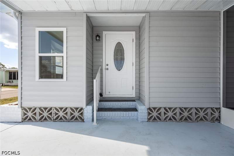 2 bedroom ManufacturedHome at 479 Nicklaus Blvd, Six Lakes Country Club, North Fort Myers — photo 3