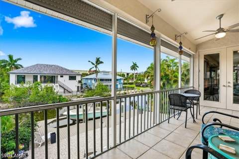 1680 Avion Pl, Naples FL - photo 15 of 50