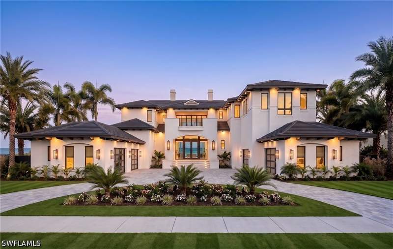 6 bedroom SingleFamilyResidence at 1361 Caxambas Ct, Estates, Marco Island — photo 2