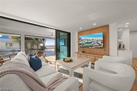 25 Beach Homes, Captiva FL - photo 11 of 49