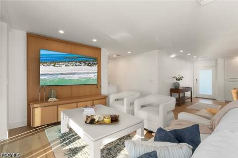 25 Beach Homes, Captiva FL - photo 12 of 49