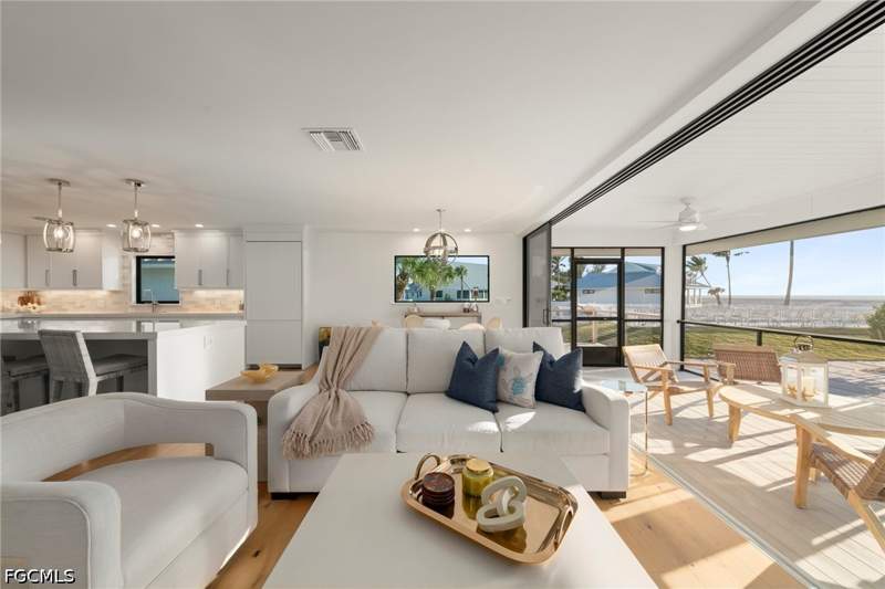 4 bedroom SingleFamilyResidence at 25 Beach Homes, Beach Homes, Captiva — photo 3