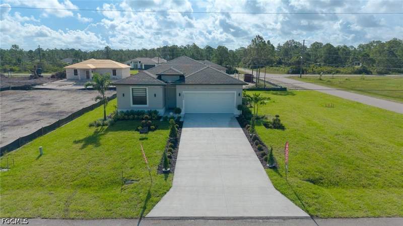 4 bedroom SingleFamilyResidence at 1842 Tuxford Ave, Lehigh Acres, Lehigh Acres — photo 2