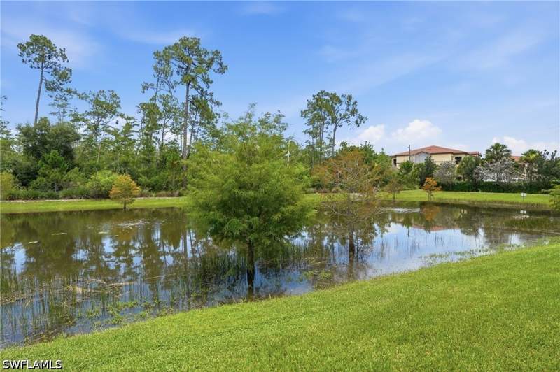 3 bedroom Townhouse at 13081 Pembroke Dr, Hamilton Place, Naples — photo 5