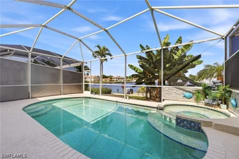 326 Stella Maris Dr S, Naples FL - photo 10 of 39
