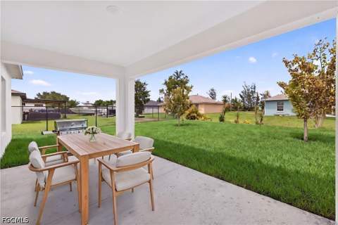 2715 NW 23rd Ave, Cape Coral FL - photo 7 of 33