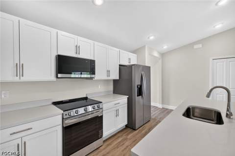 2715 NW 23rd Ave, Cape Coral FL - photo 8 of 33