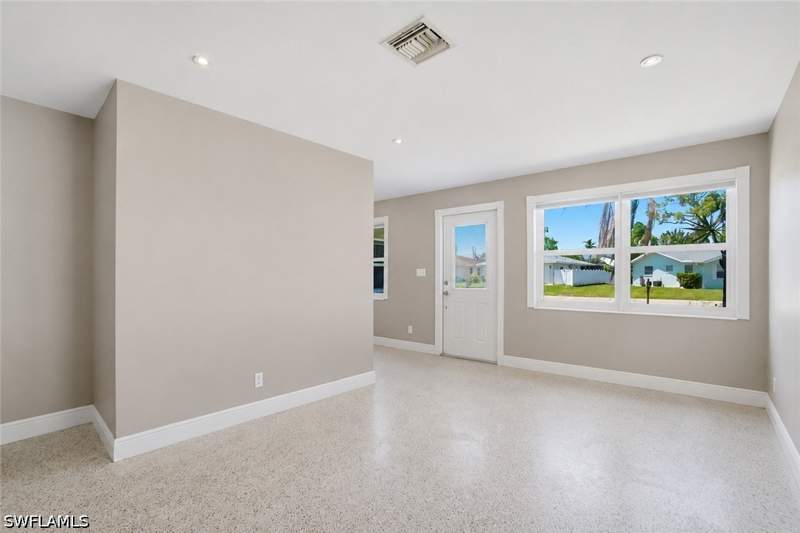 3 bedroom SingleFamilyResidence at 794 107th Ave N, Naples Park, Naples — photo 3