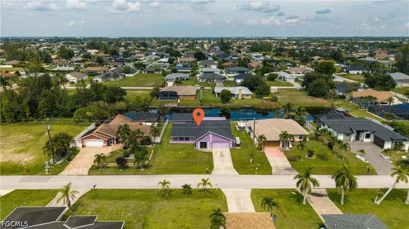 4 bedroom SingleFamilyResidence at 2704 SW 2nd Pl, Cape Coral, Cape Coral — photo 1