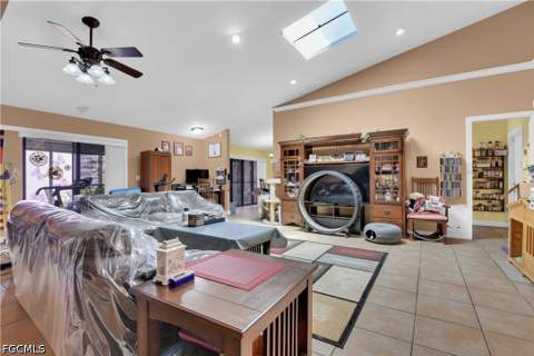 2704 SW 2nd Pl, Cape Coral FL - photo 14 of 36