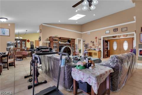 2704 SW 2nd Pl, Cape Coral FL - photo 8 of 36
