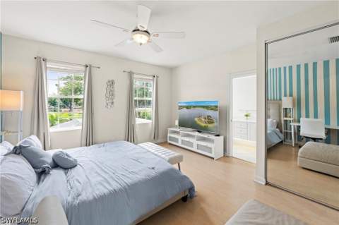 5513 Cove Cir 88, Naples FL - photo 14 of 32