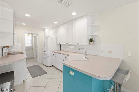 5513 Cove Cir 88, Naples FL - photo 8 of 32