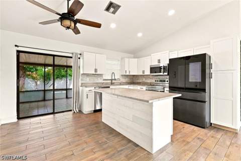 18500 Sarasota Rd, Fort Myers FL - photo 12 of 41