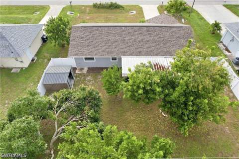 18500 Sarasota Rd, Fort Myers FL - photo 6 of 41
