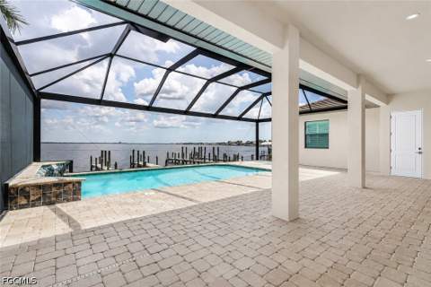 2262 SE 28th St, Cape Coral FL - photo 16 of 17
