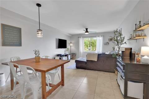 8304 Key Royal Cir 1723, Naples FL - photo 8 of 25