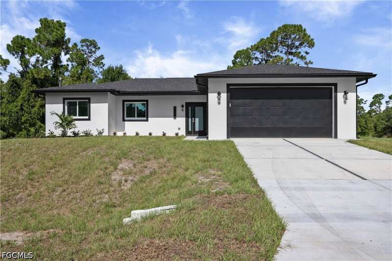 4 bedroom SingleFamilyResidence at 828 Genoa Ave S, Lehigh Acres, Lehigh Acres — photo 1
