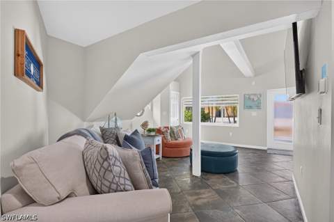 309 Donora Blvd, Fort Myers Beach FL - photo 7 of 50