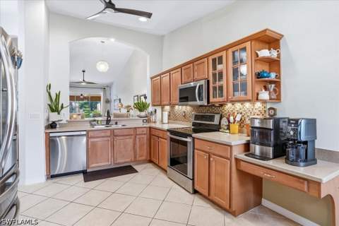 14915 Volterra Ct, Naples FL - photo 11 of 46